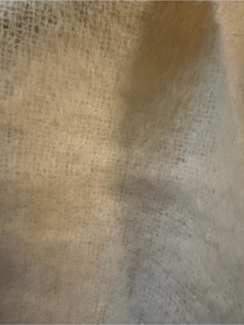 Vintage Scotland Mohair Wool Scarf Ivory Fuzzy Fringe Shawl Wrap - Picture 3 of 5